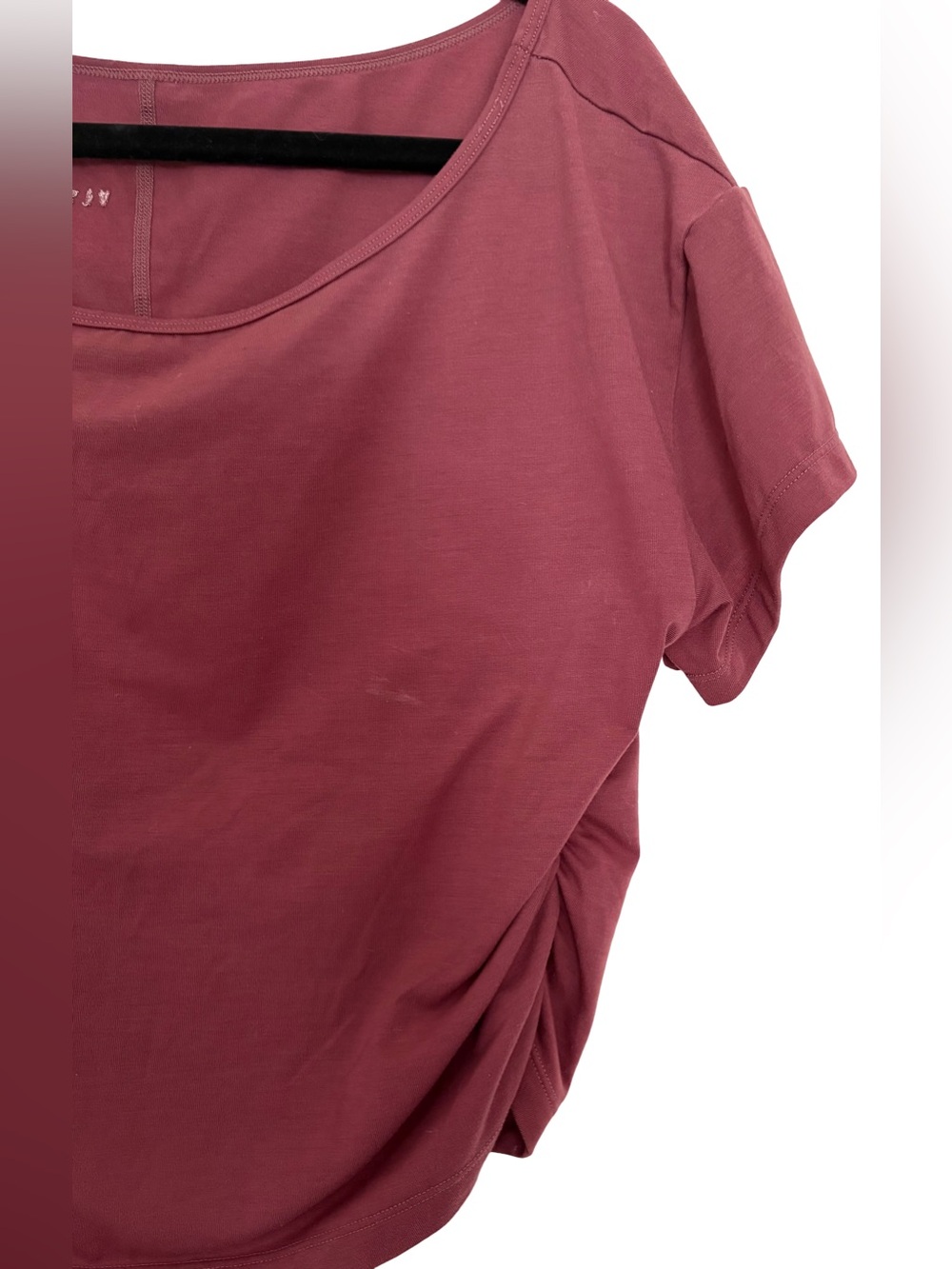 Women's Scoop Neck Ruched Tee in Burgundy - See description - Picture 4 of 4